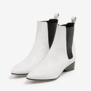 UTERQUE | White Leather Chelsea Boots